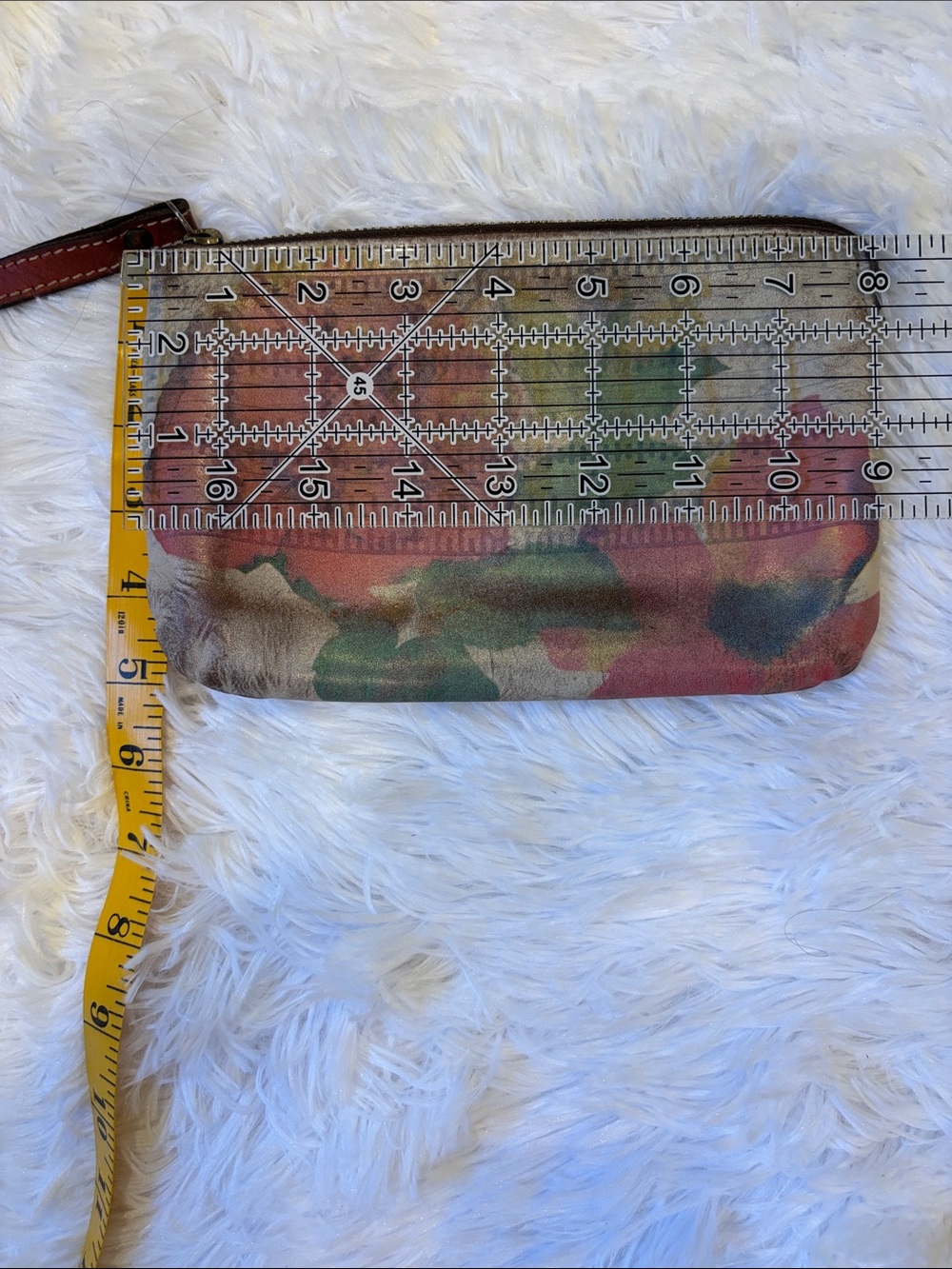 Patricia Nash Embossed Floral
Leather Clutch Wristlet Bag
Purse Zipper top - Picture 13 of 14